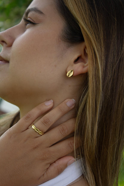 Brincos Kiss from the Sea